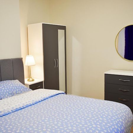Birmingham City Centre Room In Edgbaston Near Stadium, Free Parking Buitenkant foto